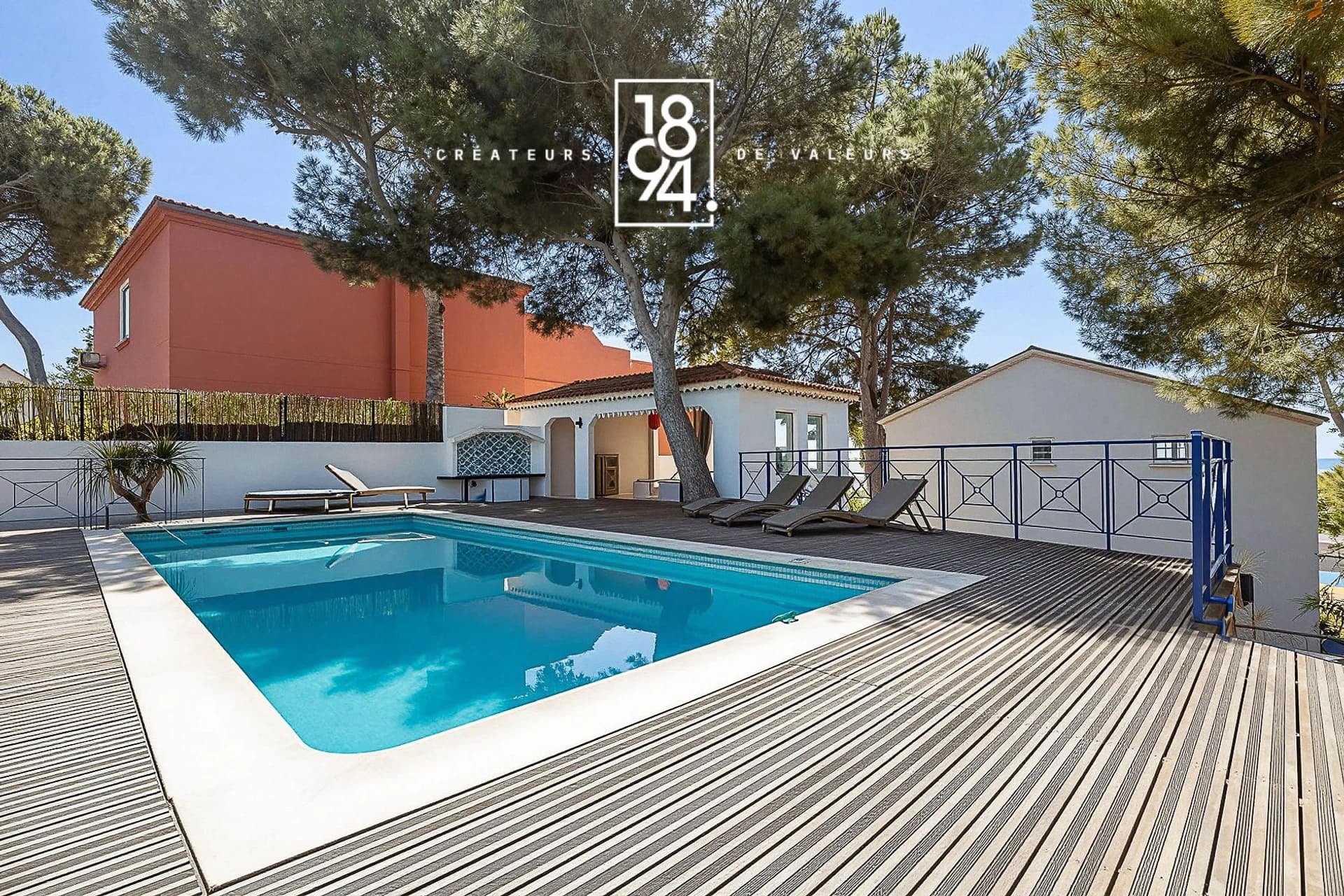 Ensemble de deux villas vue mer sur la Côte Bleue, à Carry-le-Rouet